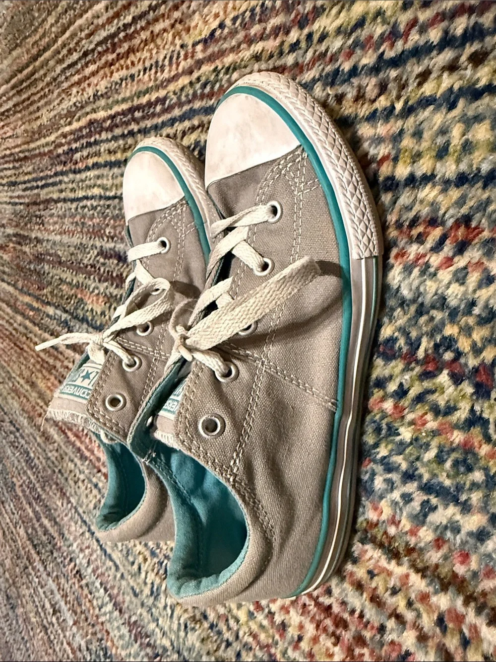 Converse classic low